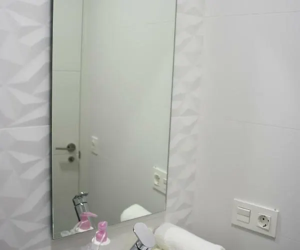 Smart Tech Plaza Апартаменти